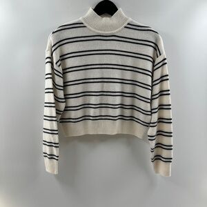 Divided Cream & Black Striped Cropped Sweater – Women’s XS
